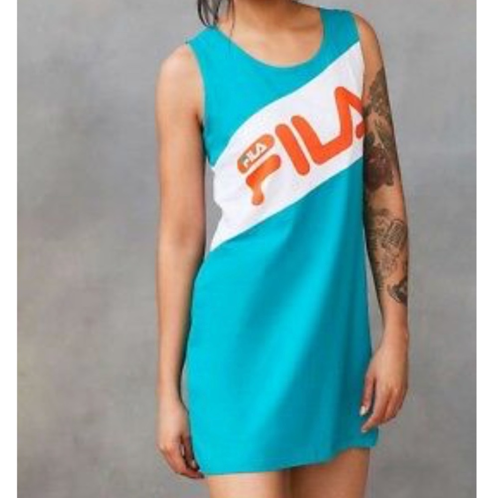 Fill tank dress